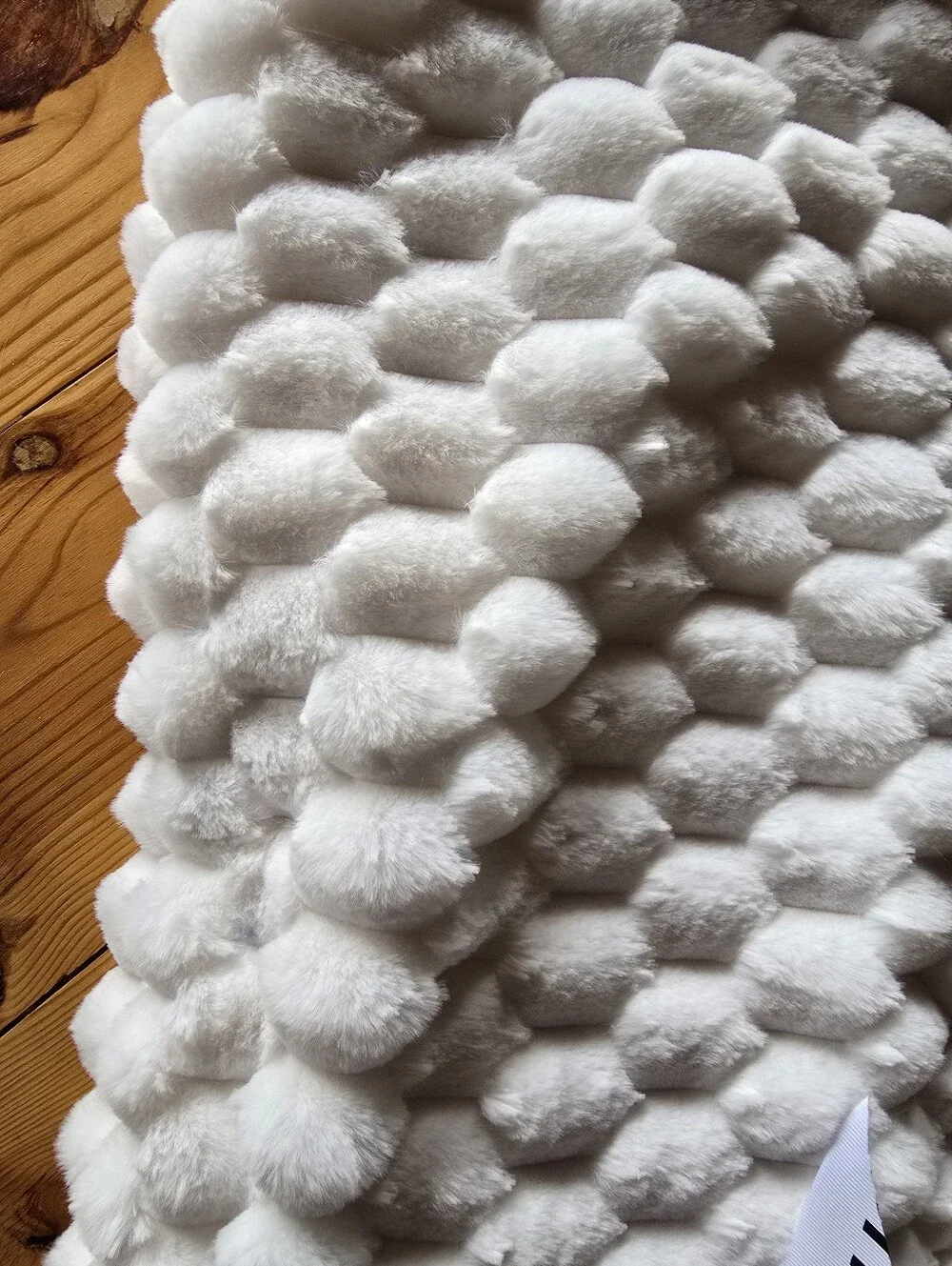 Lucky Brand White Plush Honeycomb Bath Throw